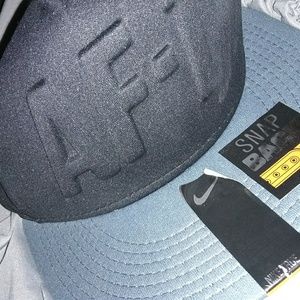 Nike Accessories - Nike Snap Back Hat Black Nike Accessories - Nike Snap Back Hat Black